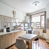Str. Aramesti, 2 camere, 66 mp, parter/3, bloc tip vila, c-tie 1990, comision 0%